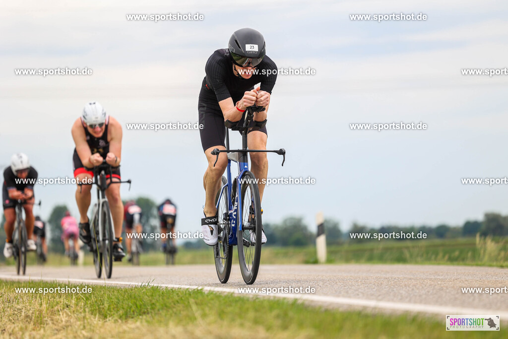 BR8A6340 | Stadttriathlon Erding 2025. #yourpictrs #sportshot_your_pictrs @Sportshotphotography #stadttriathlonerding Copyright: www.sportshot.de