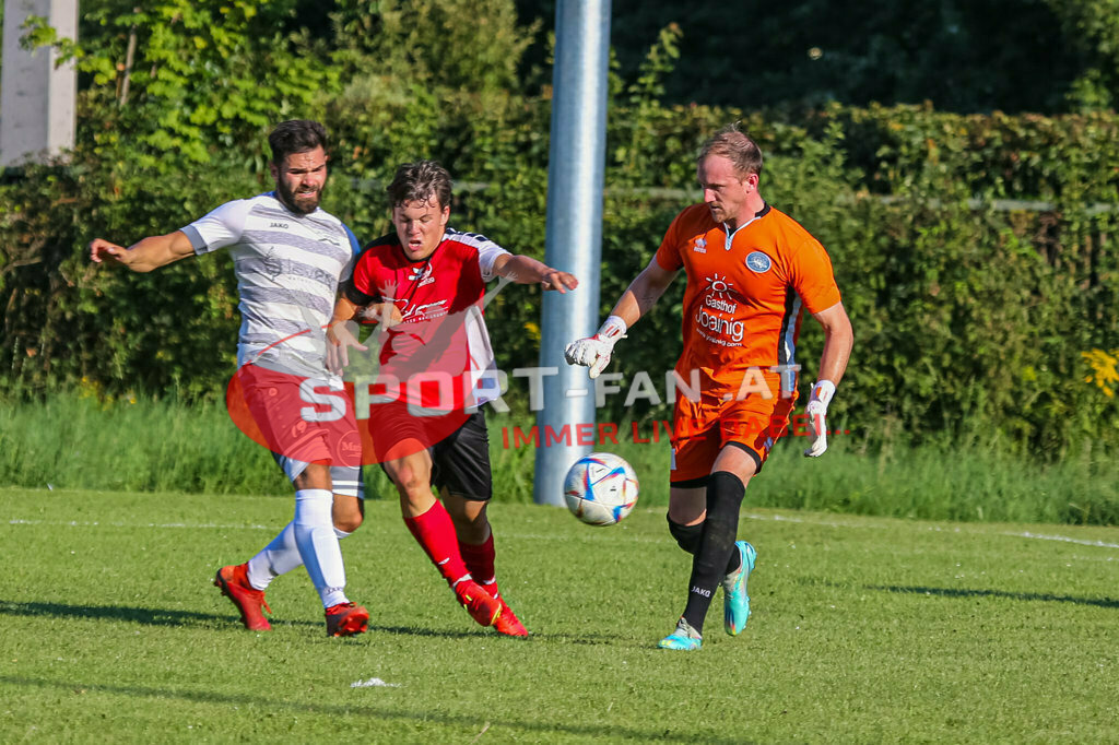 SG Krumpendorf/Pörtschach - ASKÖ Gurnitz 1-2, 1. Klasse C | Benjamin Sandal (SG Krumpendorf/ATUS Pörtschach #19) Florian Lampichler (SG Krumpendorf/ATUS Pörtschach #22) SG Krumpendorf/Pörtschach - ASKÖ Gurnitz 1-2 am 20.08.2023 in Krumpendorf
(Sportplatz), Austria, (Photo by Ernst Krawagner sport-fan.at) - Realisiert mit Pictrs.com