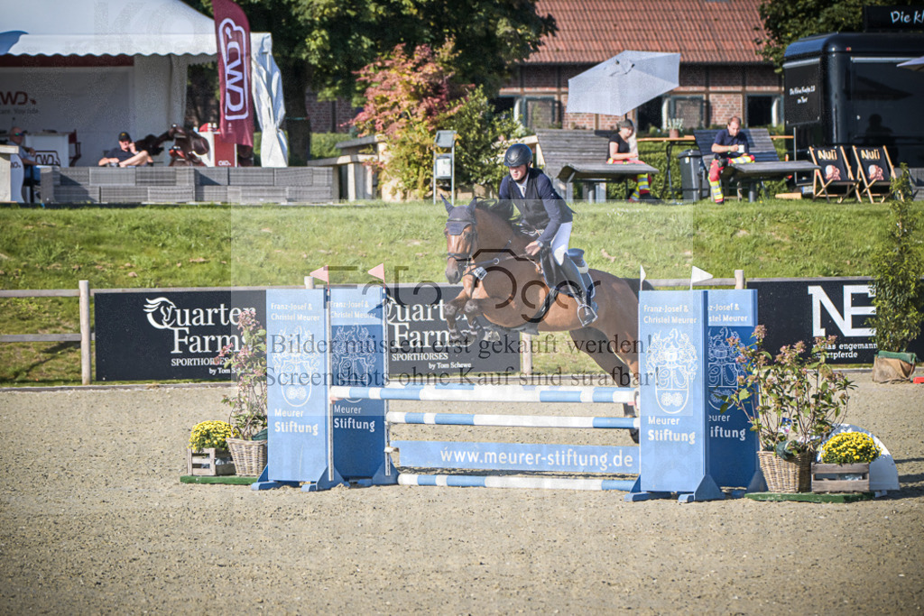 DOS_8619 | Entdecke hochwertige Reitturnierfotos von Foto Oger. Professionell, emotional und authentisch – jetzt Lieblingsmomente im Shop bestellen.Deutschlandweite Turnierfotografie. - Realisiert mit Pictrs.com