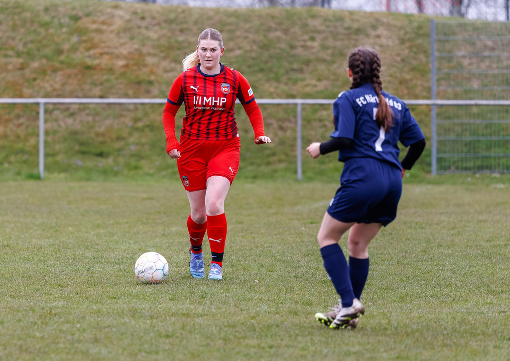 HÄRFCH_260404_3-13 | FC Härtsfeld 03 vs. 1.FC Heidenheim 1846 II, Fußball, Frauen, Bezirksliga, 2025/2026, 11. Spieltag, 04.04.2026 in Dunstelkingen (Foto: Michael Bulling) - Realisiert mit Pictrs.com