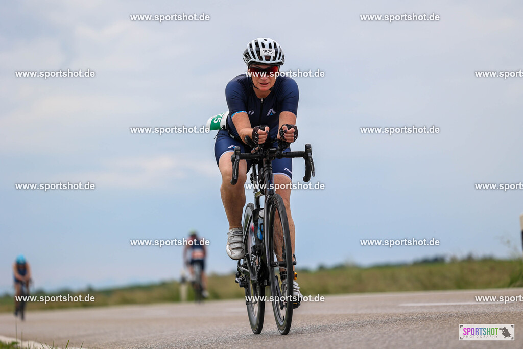 BR8A4794 | Stadttriathlon Erding 2025. #yourpictrs #sportshot_your_pictrs @Sportshotphotography #stadttriathlonerding Copyright: www.sportshot.de
