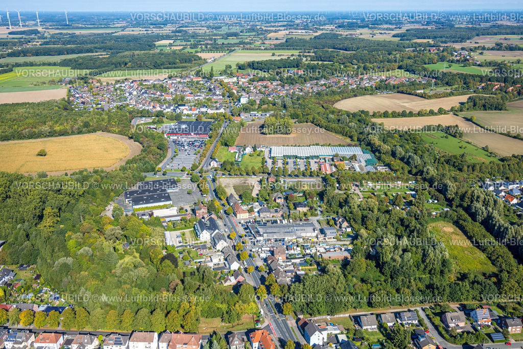 Hamm250901605 | Luftbild, Kreisverkehr Sachsring und Münsterstraße, Gartencenter Bintig GmbH und Kaufland Supermarkt, hinten Wohngebiet Am Kötterberg, Stadtbezirk Heessen, Hamm, Ruhrgebiet, Nordrhein-Westfalen, Deutschland