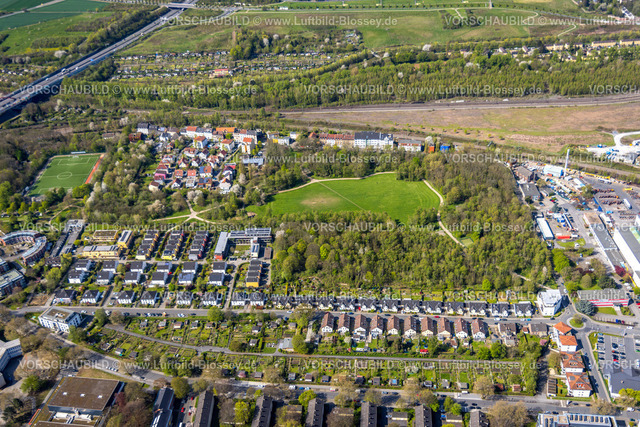 Dortmund230401100 | Luftbild, Tremoniapark, Reihenhäuser Tremoniastraße, Wohnsiedlung WohnreWIR Tremonia, Westfalenhalle, Dortmund, Ruhrgebiet, Nordrhein-Westfalen, Deutschland