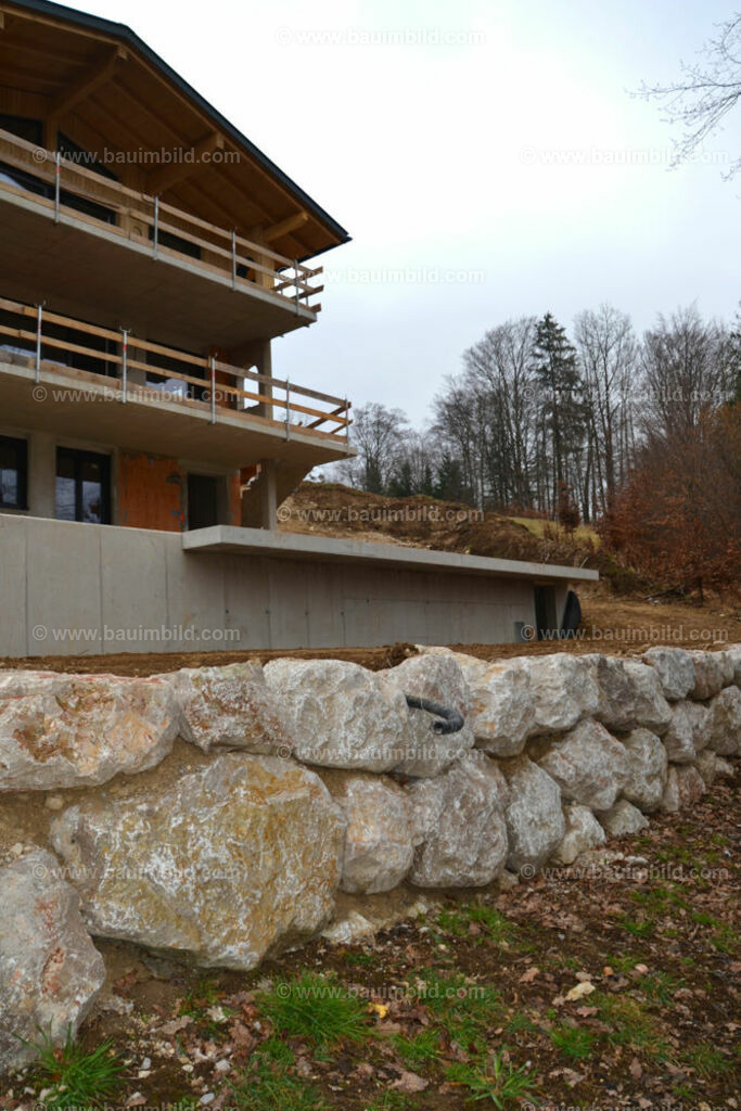 bib-lg25-aussenanlagen-0011 | Nach LV-Leistungsgruppen sortierte Detailfotos über den Bau eines Hauses. Alle Hausbau-Bilder direkt vom Urheber und Autor der Website Haus-Selber-Bauen.com