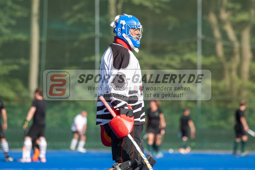 SFE_20240817_0191 | Krefeld, Deutschland, 17.08.2024:  European Cup for Recreational Hockey Players im KTHC Stadion Rot-Weiss Köln Tennis and Hockey Club am 17.08.2024 in Krefeld, Deutschland. (Foto von Stephan Fehrmann)Krefeld, Germany, 17.08.2024: European Cup for Recreational Hockey Players in KTHC Stadion Rot-Weiss Köln Tennis and Hockey Club at 17.08.2024 in Krefeld, Deutschland. (Foto from Stephan Fehrmann)