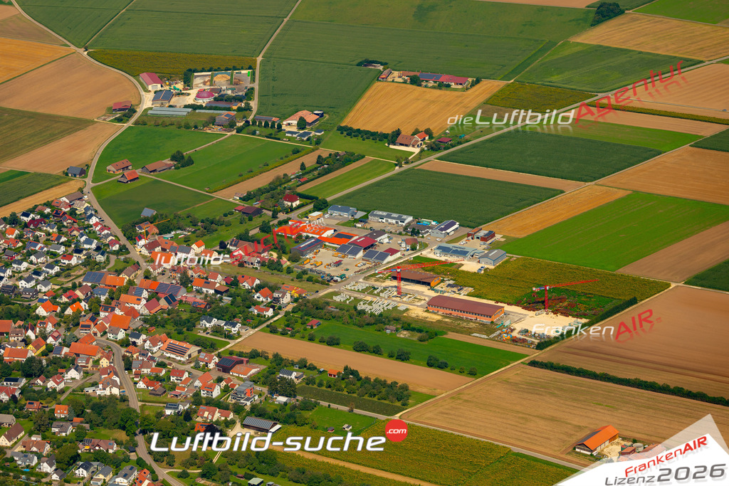 Das Luftbild zeigt : Asch Blaubeuren - Die Luftaufnahme wurde 2024 vom UL-Flugzeug aus erstellt ( keine Drohne ) - Hochauflösende Luftaufnahme - Für grossformatige Ausdrucke geeignet. Die Geschenkidee !Mit Lizenz und Bildrechte bestellbar