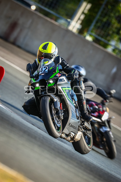0042-260815BB-008_42 | Deine Full-Service-Agentur für ✔️Videoproduktionen und ✔️Motorsportfotografie Jetzt Angebot anfragen!