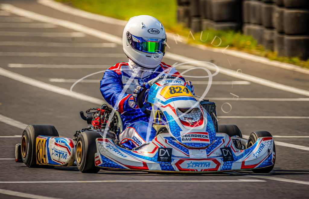 B73449F2-4FDF-48D3-BE27-58BD065345EC | traudl_s_fotos