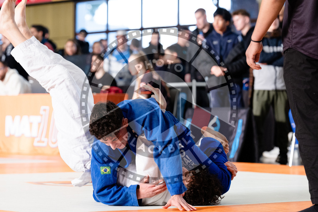 20251122PBB10839 | Athletes compete during the Grappling Industries Berlin Jiu-Jitsu and Grappling Championship, on November 22, 2025 in Berlin, Germany. © photoblackbelt