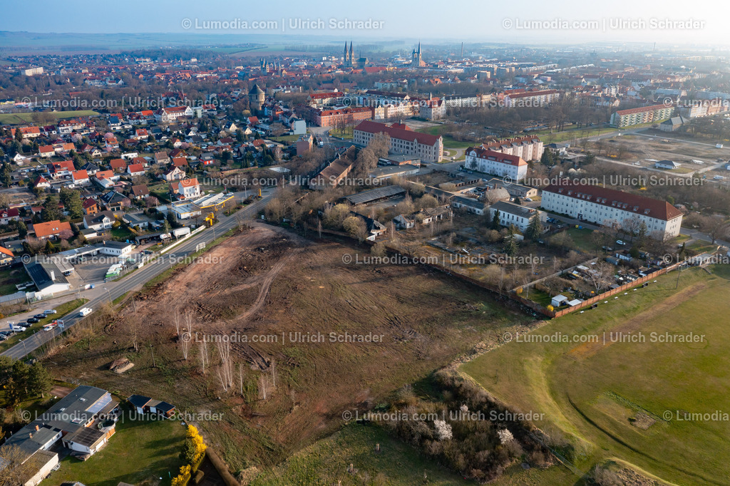 10049-51923 - Halberstadt - Harzhof | Stockfoto und Bilderpool mit Bildmaterial aus Deutschland, dem Harz, Halberstadt, Quedlinburg, Wernigerode und weltweit. Qualitativ hochwertige und professionelle Fotos anschauen und kaufen. - Realisiert mit Pictrs.com