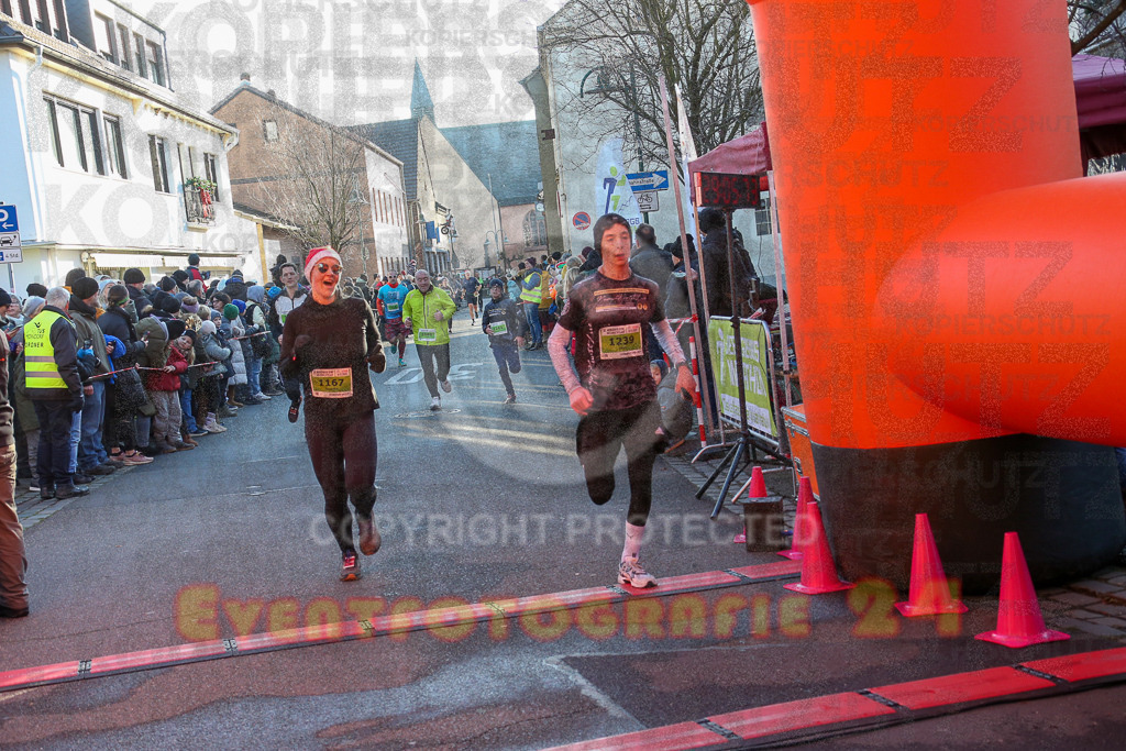 241201_1054_EX1_9193 | Sportfotografie im Rhein-Sieg Kreis, Köln, Bonn, NRW, Rheinland Pfalz, Hessen, etc. Unser Tätigkeitsfeld umfasst den Laufsport vom Volkslauf über den Marathon, Duathlon, Triathon bis zum Ultralauf wie Kölnpfad Ultra oder Schindertrail.