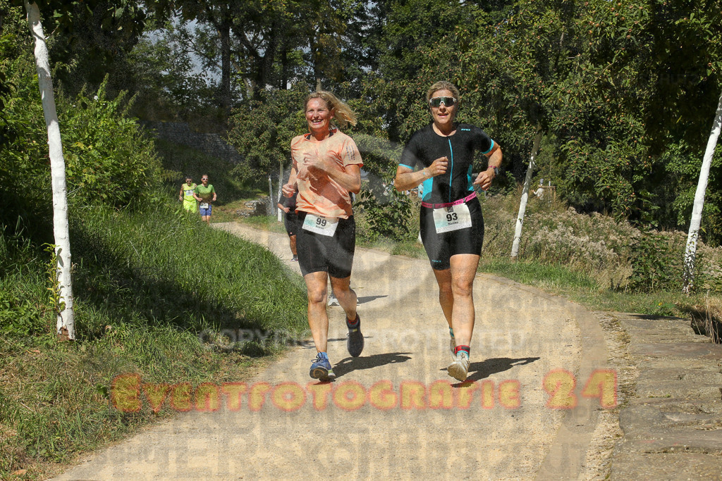 250824_1232_EX1_9684 | Sportfotografie im Rhein-Sieg Kreis, Köln, Bonn, NRW, Rheinland Pfalz, Hessen, etc. Unser Tätigkeitsfeld umfasst den Laufsport vom Volkslauf über den Marathon, Duathlon, Triathon bis zum Ultralauf wie Kölnpfad Ultra oder Schindertrail.