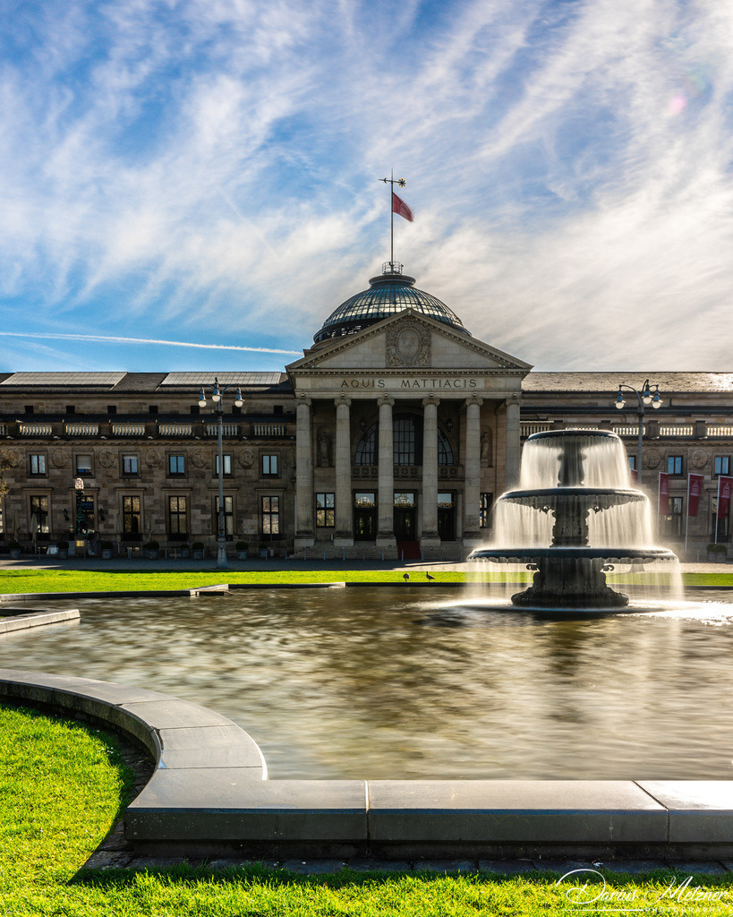 Kurhaus Wiesbaden | Bowling Green vor dem Kurhaus Wiesbaden