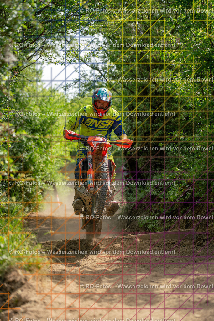 Niederwürzbach 1 Lauf -456 | Sportfotografie von RO-Fotos: Motorsport, Motocross, Enduro, Laufveranstaltungen und Triathlon. Professionelle Fotos von Sportlern und Events. - Realisiert mit Pictrs.com