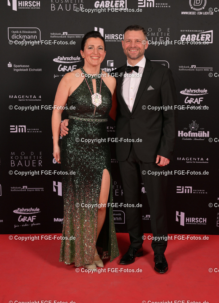 20240127-fge-fotos-0059 | Hofball der FGE am 27.01.2024 im Alten Stadttheater in Eichstätt. - Realisiert mit Pictrs.com