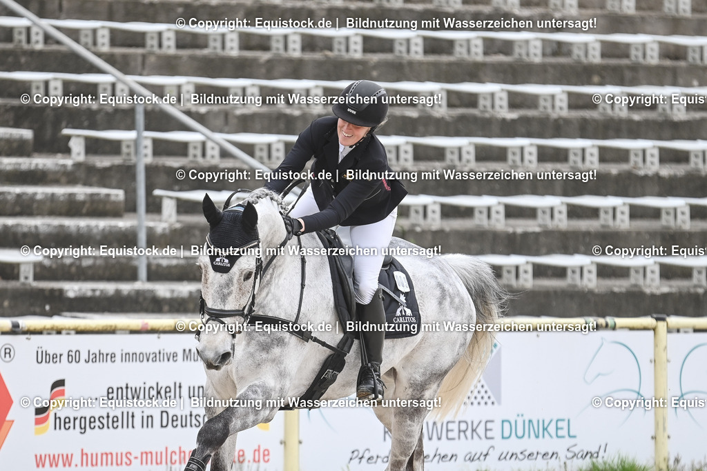 20230514_CCI4_Springen_0372 | equistock