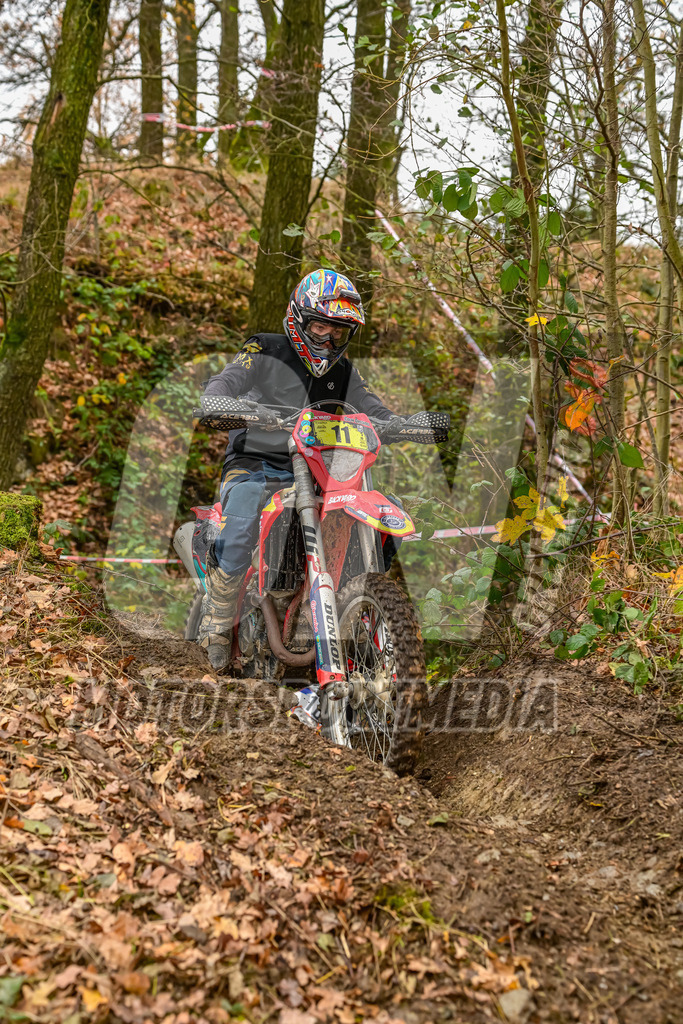 NZ8_5321 | grenznic640