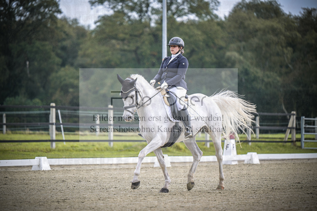 DOS_B426 | Entdecke hochwertige Reitturnierfotos von Foto Oger. Professionell, emotional und authentisch – jetzt Lieblingsmomente im Shop bestellen.Deutschlandweite Turnierfotografie. - Realisiert mit Pictrs.com