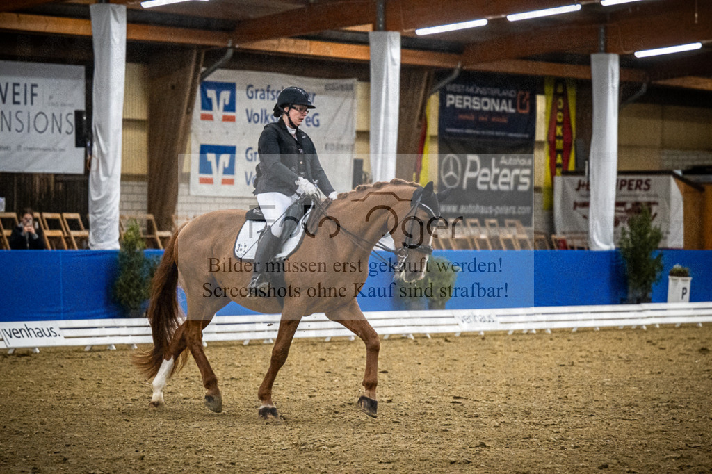 DOS_0440 | Entdecke hochwertige Reitturnierfotos von Foto Oger. Professionell, emotional und authentisch – jetzt Lieblingsmomente im Shop bestellen.Deutschlandweite Turnierfotografie. - Realisiert mit Pictrs.com