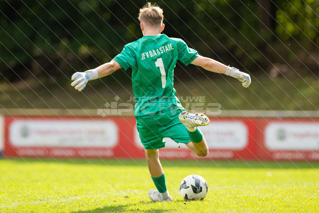 20250920_Picselweb-Fotografie_1R3_0367 | JFV D/A &amp; Stade - VfB Oldenburg0:1 VfB no70:2 VfB no70:3 VfB JFV Eigentor0:4 VfB no70:5 VfB no71:5 JFV no3 Jaric Jimenez-Voss2:5 JFV no9 Janko Sylvester3:5 JFV no16 Damian Elias Mihro Burekovic - Realisiert mit Pictrs.com
