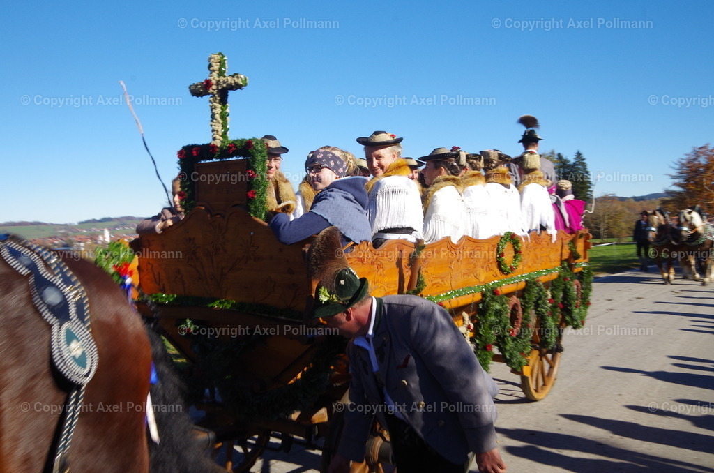 IMGP8231 | fotografiert von Axel PollmannLeonhardi Wallfahrt Benediktbeuern und Murnau, Fronleichnam, Fasching, Landschaft im Loisachtal und Benediktbeuern  - Realisiert mit Pictrs.com