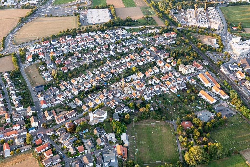 Luftbild: Ortsansicht im Ortsteil Kloppenheim in Karben im Bundesland Hessen in Deutschland. Foto: IMG_117747.jpg vom 10.09.2019 durch Werner Riehm/FLY-FOTO.de