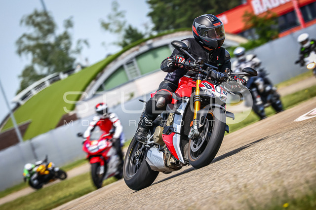 0608-260530DCB-025_608 | Deine Full-Service-Agentur für ✔️Videoproduktionen und ✔️Motorsportfotografie Jetzt Angebot anfragen!