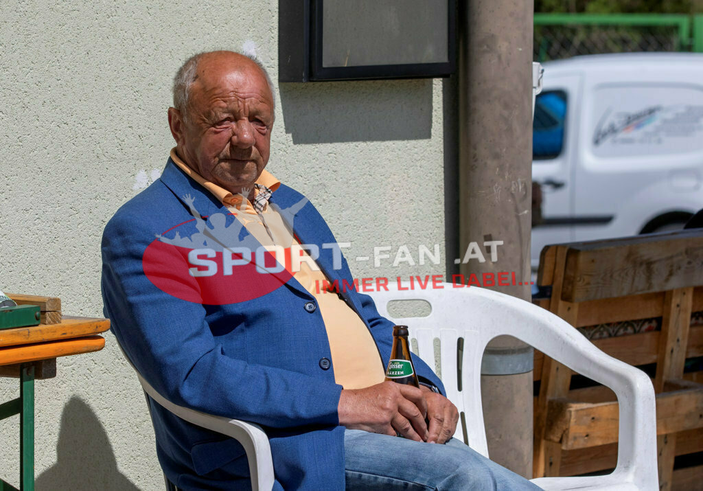 Portugal  U15 -Czech Republic U15 | Platzwart ; Portugal  U15 -Czech Republic U15 am 29.04.2022 in Arnoldstein
(Sportplatz), AUSTRIA, (Photo by Ernst Krawagner sport-fan.at) - Realisiert mit Pictrs.com