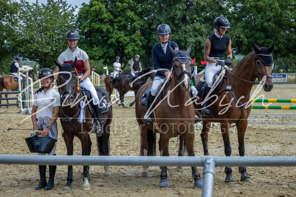 20260704-_3LI1153 | Tierfotografie Pferde, Hunde, Katzen, Haustiere.
Turnierfotografie Reitturniere, Reiten, Springreiten, Dressur in Hanau, dem Main-Kinzig-Kreis und dem Rhein-Main- Gebiet um Frankfurt