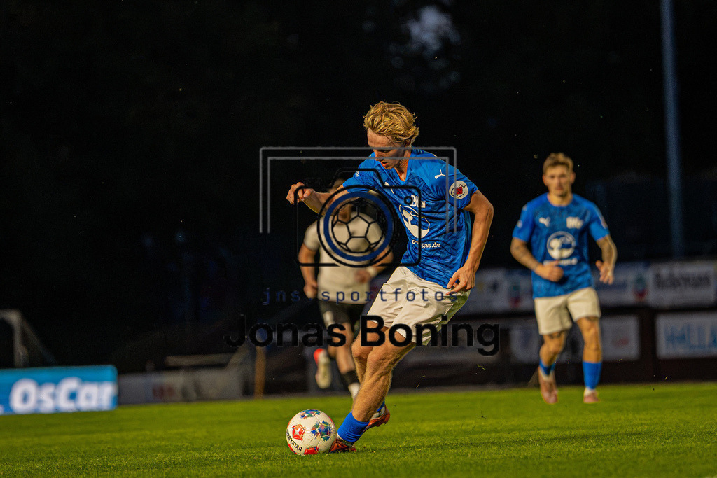 Fußball I Herren I Saison 2026-2027 I Oberliga Niedersachsen  I 2. Spieltag I BW Lohne - SC Spelle-Venhaus I 33468 | jns.sportfotos - Realisiert mit Pictrs.com