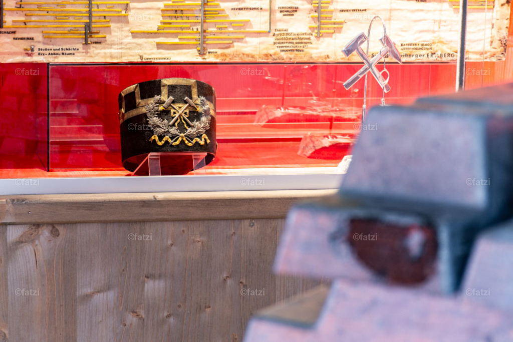 Bergbau-Museum Innen _fatzi_20230908-144154 | Fatzi Bilder-Archiv! 
Die Bilder sind für private Nutzung lizenzfrei. Die kommerzielle Nutzung ist möglich und erwünscht, jedoch bitte ich um vorherige Kontaktaufnahme per E-Mail (info@fatzi.at) oder unter +43 650 7828269 - Realisiert mit Pictrs.com