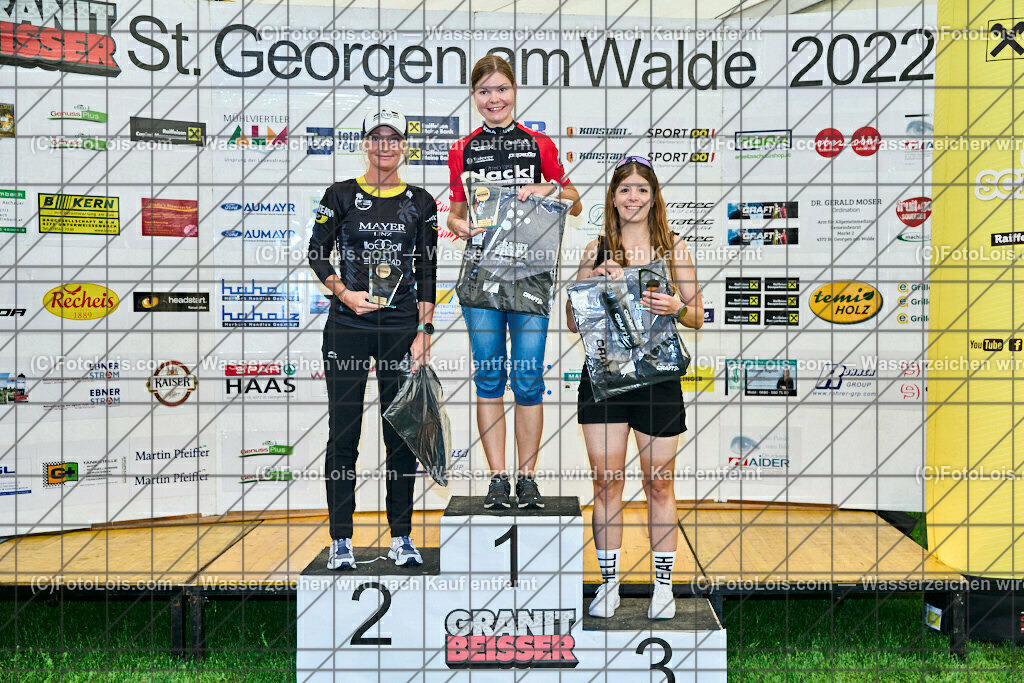 ALP7831_GRANITBEISSER_Siegerehrung_Small | (C)FotoLois.com, Alois Spandl, 28. GRANITBEISSER Mountainbike-Marathon in St. Georgen am Walde, Sa 3. Sept. 2022.