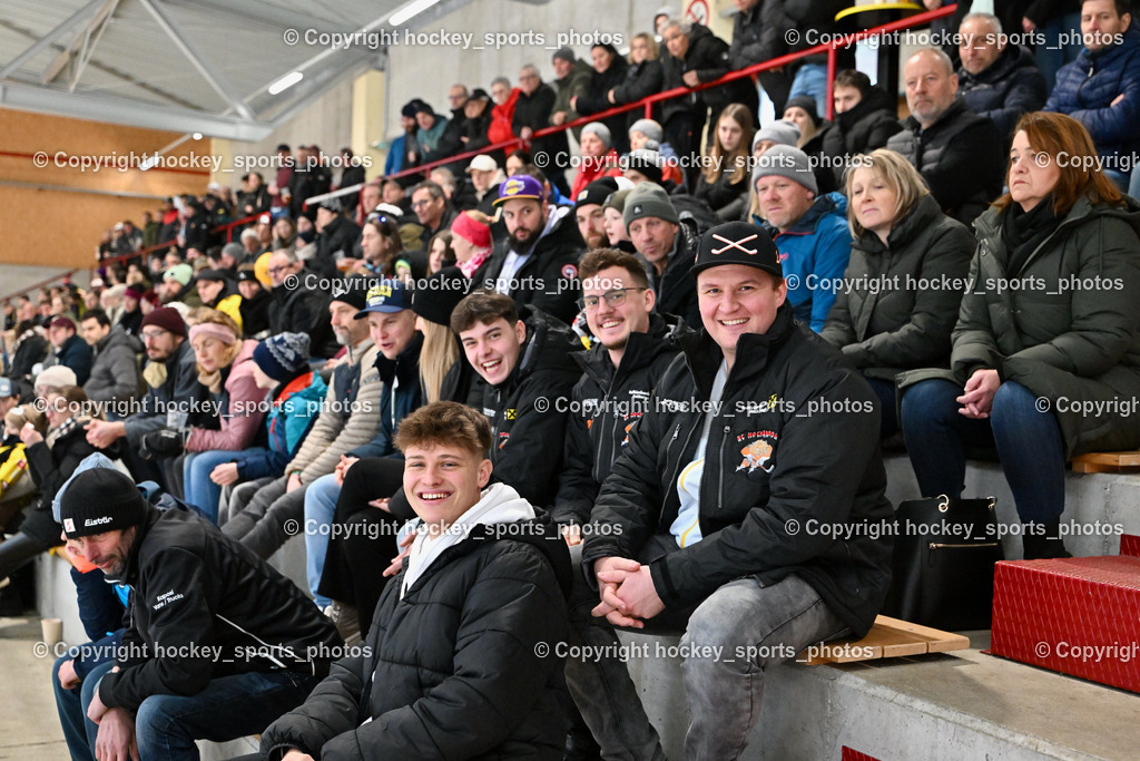 EC Hornets Spittal vs. USC Piraten Velden 18.2.2024 | Publikum Eishalle Spittal an der Drau, EC Hornets Spittal vs. USC Piraten Velden 18.2.2024, EC Hornets Spittal vs. USC Piraten Velden 18.2.2024 am 18.02.2024 in Spittal an der Drau (Eissportzentrum Spittal), Austria, (Photo by Bernd Stefan)