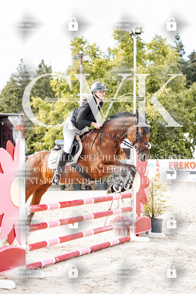 CK903018 | Turnierfotografie Pferdefotografie Trier Rheinland-Pfalz Pferdesport Reitsport Tierfotografie Sportfotografie Pferdevideo Pferdevideografie Equestrianvideography equestrianphotography  - Realisiert mit Pictrs.com