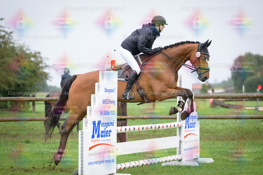 150_Langhof_Tamara_Icy-Eye_A1_Springen_250802_04 | gis-fotografie