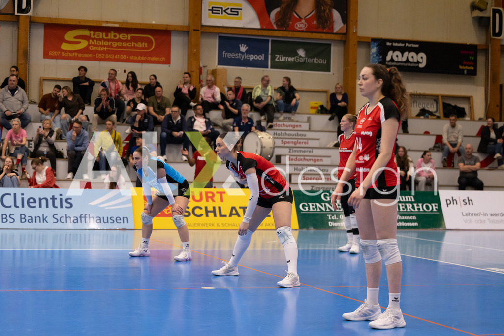 Volleyball I Frauen I Saison 2025-2026 I Volleyball NLA | Women I 1/2 Finals I  VC Kanti Schaffhausen - Sm'Aesch Pfeffingen I 07.03.2026 | 17 Leana Zuvic (CH) (VC Kanti Schaffhausen) - Aussen - Realisiert mit Pictrs.com