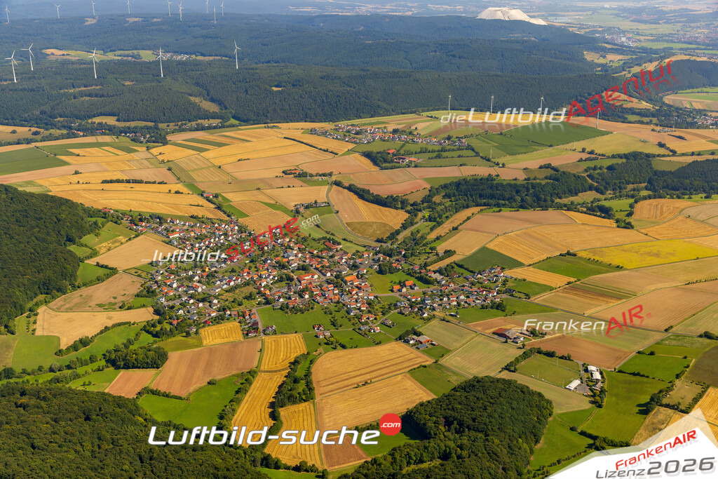 Ausbach Hohenroda Bild- Das Luftbild wurde 2025 vom UL-Flugzeug heraus erstellt ( keine Drohne bzw. Drohnenaufnahme ) - Hochauflösende Luftaufnahme -Nicht vergleichbar mit Google Maps oder Satelittenbilder- Die Geschenkidee !Mit Lizenz und Bildrechte bestellbar - CC