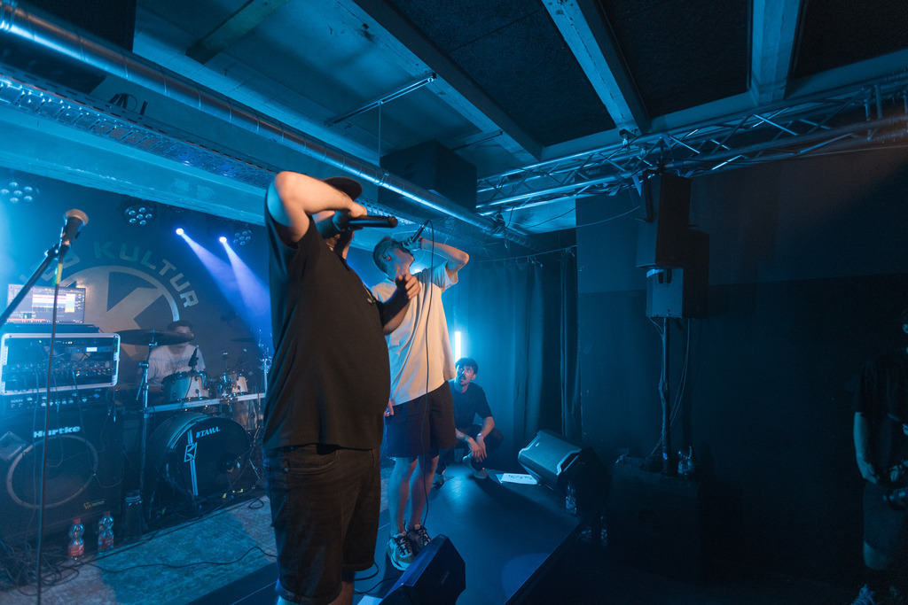 057A2932 | thismomentpictures - Realisiert mit Pictrs.com