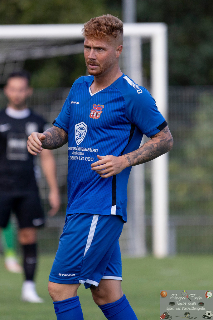 Hessenliga: Türk Gücü Friedberg - FC Eddersheim, 09.08.2024 | Noah Michel (Türk Gücü Friedberg #33), Freisteller, Portrait / Porträt, Türk Gücü Friedberg - FC Eddersheim, Friedberg, Städtischer Sportplatz, 9.8.2024 - Realisiert mit Pictrs.com