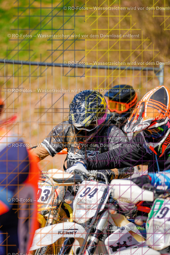 2 Lauf Mernes-128 | Sportfotografie von RO-Fotos: Motorsport, Motocross, Enduro, Laufveranstaltungen und Triathlon. Professionelle Fotos von Sportlern und Events. - Realisiert mit Pictrs.com