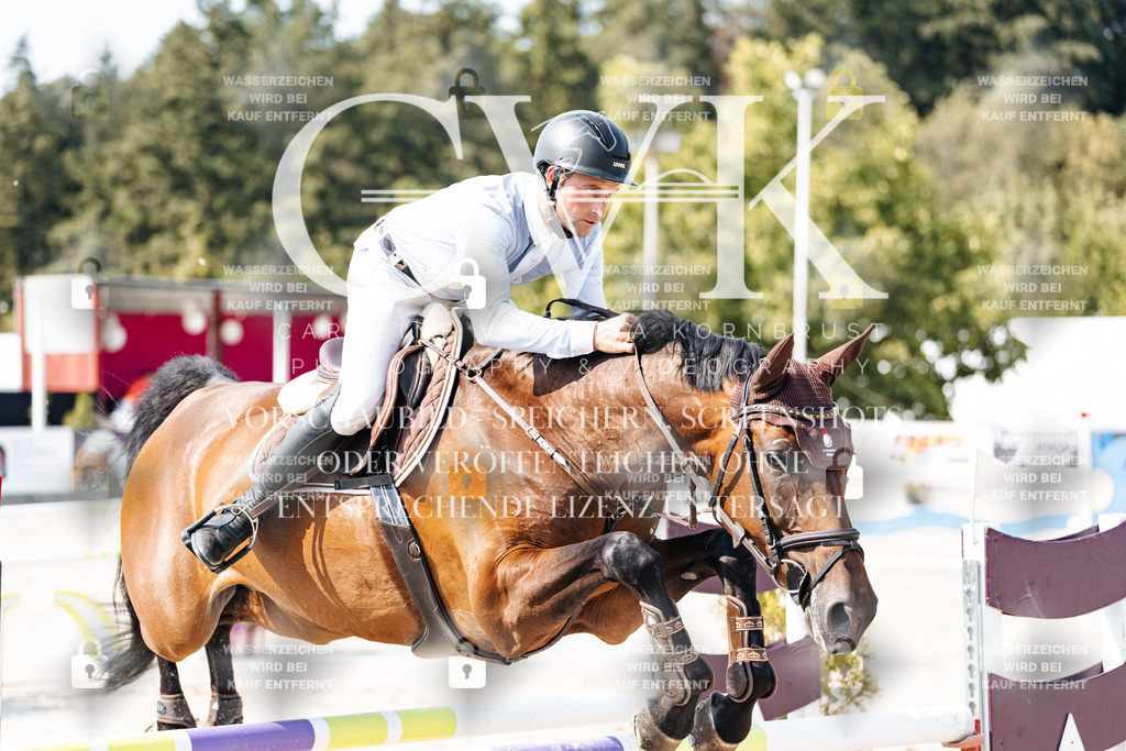 CK902367 | Turnierfotografie Pferdefotografie Trier Rheinland-Pfalz Pferdesport Reitsport Tierfotografie Sportfotografie Pferdevideo Pferdevideografie Equestrianvideography equestrianphotography  - Realisiert mit Pictrs.com