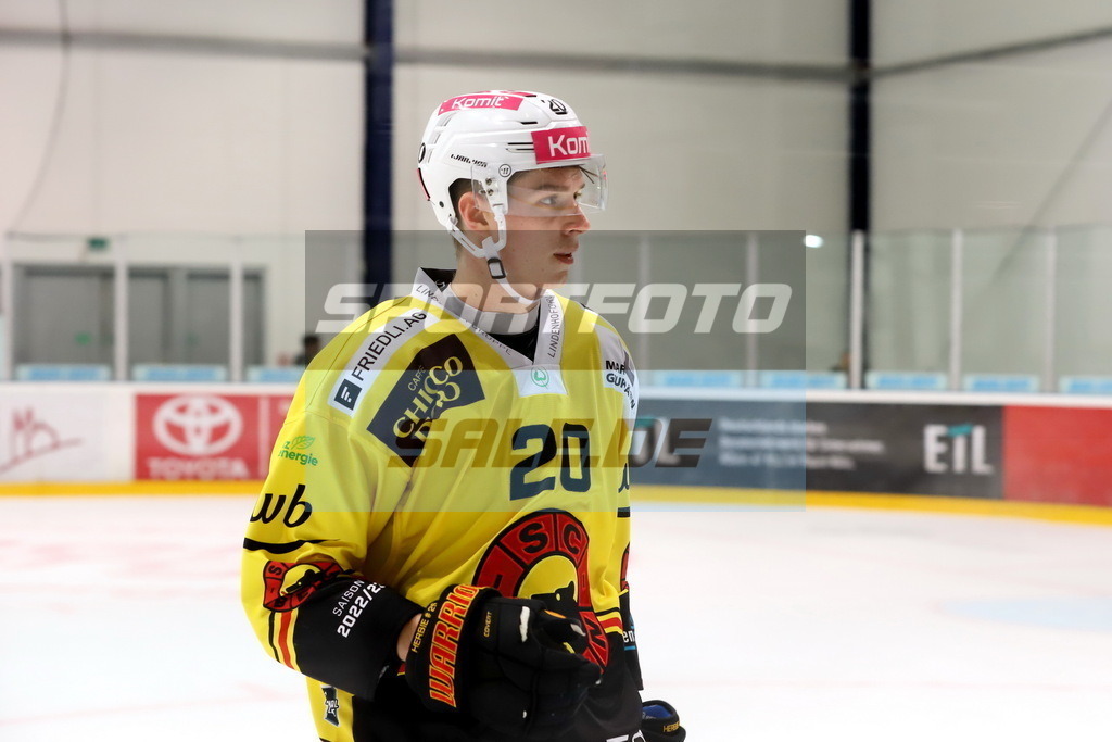 Santiago Näf - SCB | Santiago Näf - SCB - Realisiert mit Pictrs.com