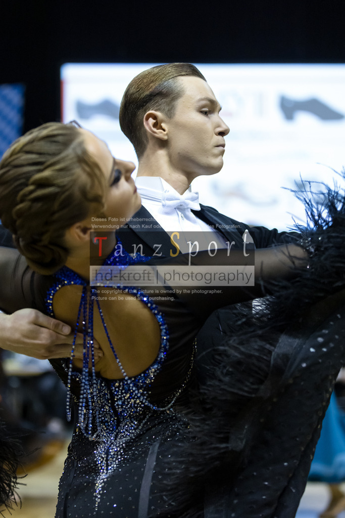 20241102_DC_HGR_Std_08591 | Tanzsportbilder, Standardtanz, Lateintanz, WDSF, DTV, LTVB, dancecomp, goc, hessen tanzt, blaues band der spree, walzer, tango, wiener walzer, slowfox, quickstepp, samba, rumba, cha-cha-cha, paso doble. jive, hd-kroft photography, turniertanzsport