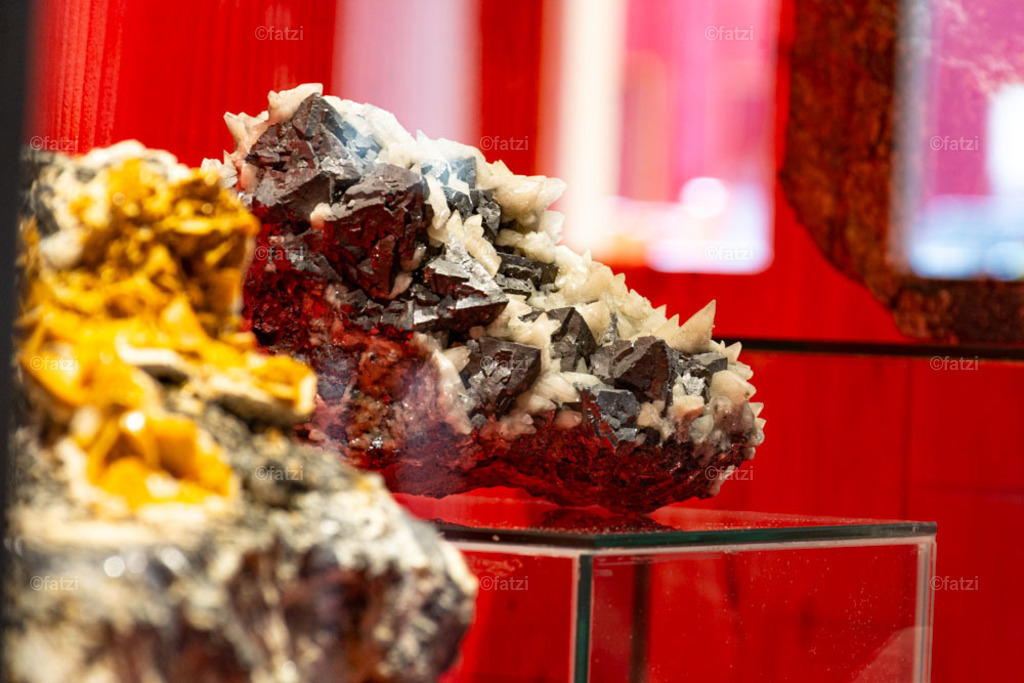 Bergbau-Museum Innen _fatzi_20230908-150217 | Fatzi Bilder-Archiv! 
Die Bilder sind für private Nutzung lizenzfrei. Die kommerzielle Nutzung ist möglich und erwünscht, jedoch bitte ich um vorherige Kontaktaufnahme per E-Mail (info@fatzi.at) oder unter +43 650 7828269 - Realisiert mit Pictrs.com