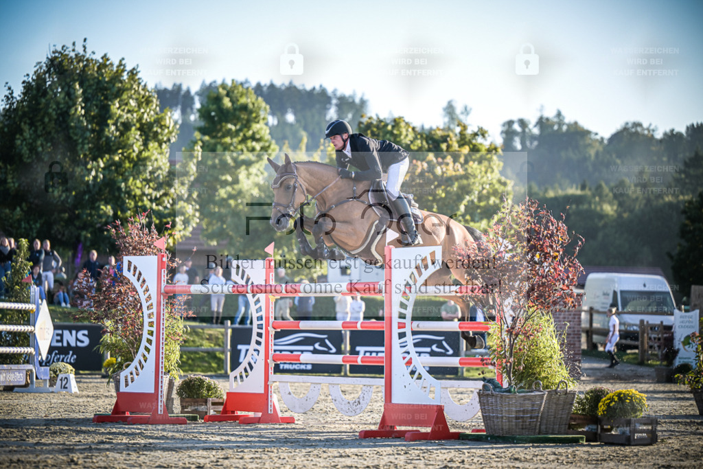 DOS_2429 | Entdecke hochwertige Reitturnierfotos von Foto Oger. Professionell, emotional und authentisch – jetzt Lieblingsmomente im Shop bestellen. - Realisiert mit Pictrs.com