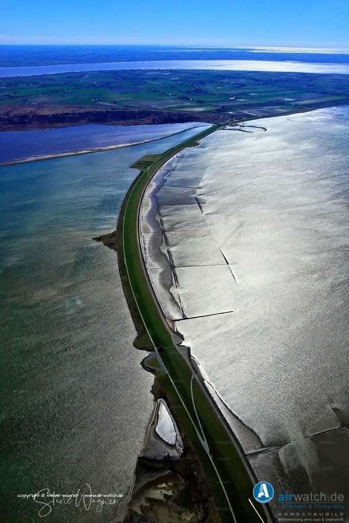 Luftbilder Nordstrand & Beltringharder Koog | Die Grenzen des Gebiets liegen zwischen den Gemeinden Hattstedtermarsch, Nordstrand, Reußenköge und der Stadt Husum.