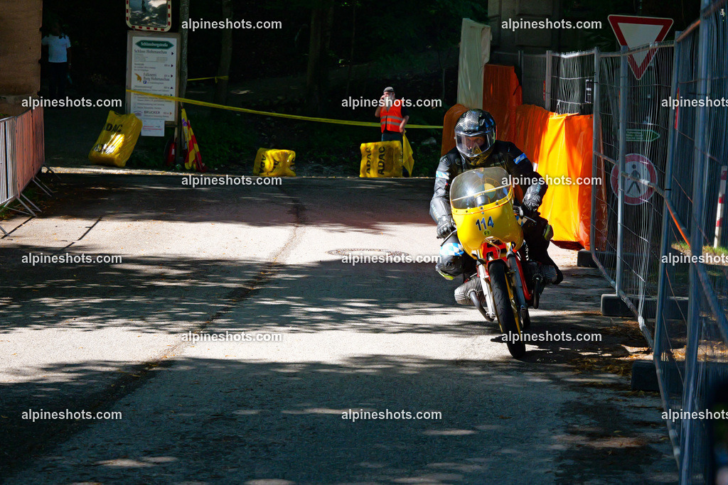 P1026361 | Erleben Sie atemberaubende, hochqualitative Fotos Ihrer Fahrt entlang der malerischen Alpenstraßen. Besuchen Sie alpineshots.com, um professionelle Aufnahmen Ihrer unvergesslichen Reise zu finden und zu kaufen - Realisiert mit Pictrs.com