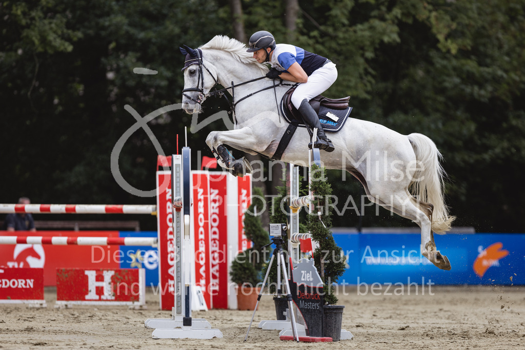 230824_Delbrueck_AmateurM2-260 | Deine schönsten Turniermomente als professionelle Fotos! Entdecke hochwertige Pferdesport-Fotografie im Online-Shop. Jetzt Fotos finden & bestellen!