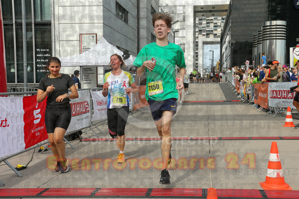 250920_1329_EX1_5020 | Sportfotografie im Rhein-Sieg Kreis, Köln, Bonn, NRW, Rheinland Pfalz, Hessen, etc. Unser Tätigkeitsfeld umfasst den Laufsport vom Volkslauf über den Marathon, Duathlon, Triathon bis zum Ultralauf wie Kölnpfad Ultra oder Schindertrail.