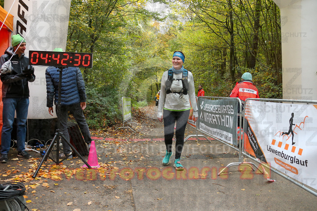251026_1444_EX1_4196 | Sportfotografie im Rhein-Sieg Kreis, Köln, Bonn, NRW, Rheinland Pfalz, Hessen, etc. Unser Tätigkeitsfeld umfasst den Laufsport vom Volkslauf über den Marathon, Duathlon, Triathon bis zum Ultralauf wie Kölnpfad Ultra oder Schindertrail.